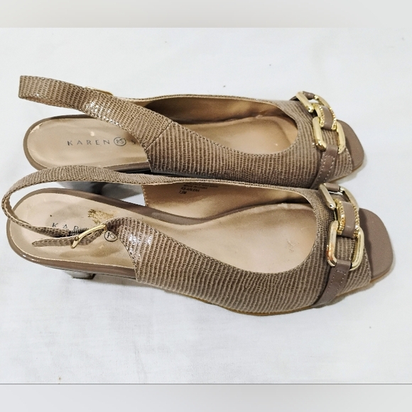 Karen Scott Arlena Peep Toe Slingbacks with Gold Accents - Picture 1 of 5